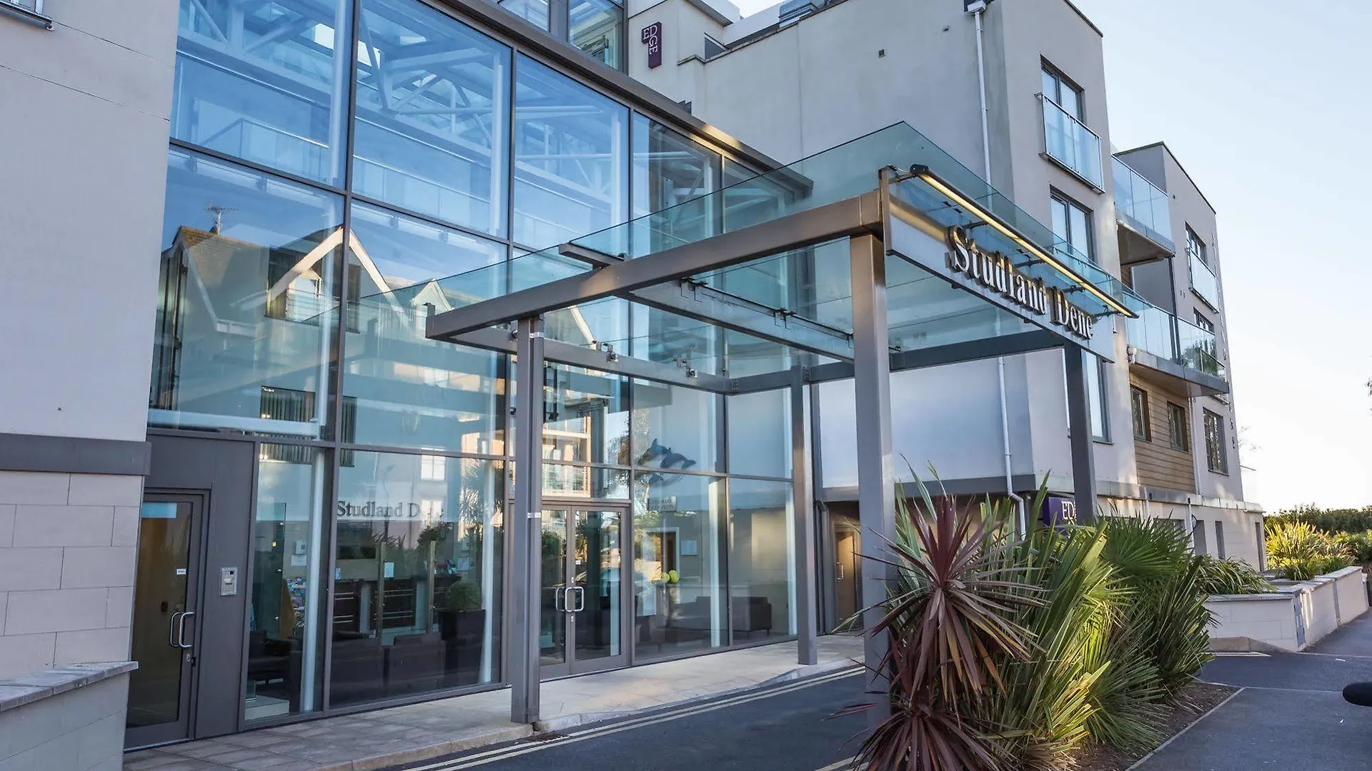Hotel Quay Holidays - Studland Dene Bournemouth